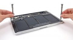 2013款蘋果macbook air遭拆卸與上一代機(jī)型對(duì)