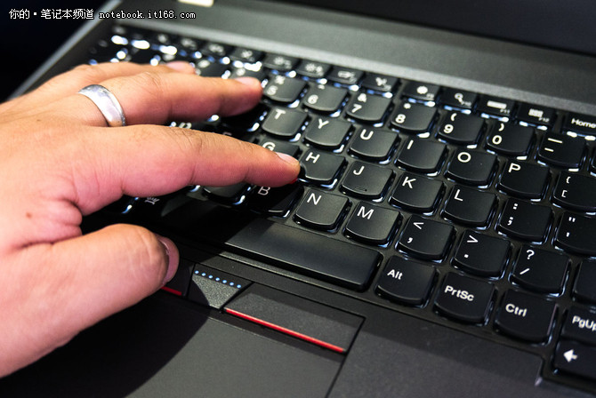 正統(tǒng)傳承之作 ThinkPad T560體驗(yàn)評測