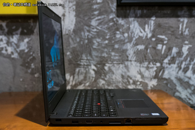 正統(tǒng)傳承之作 ThinkPad T560體驗(yàn)評測